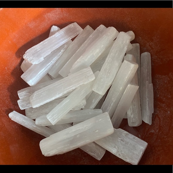 Accessories - 5 pieces of selenite
